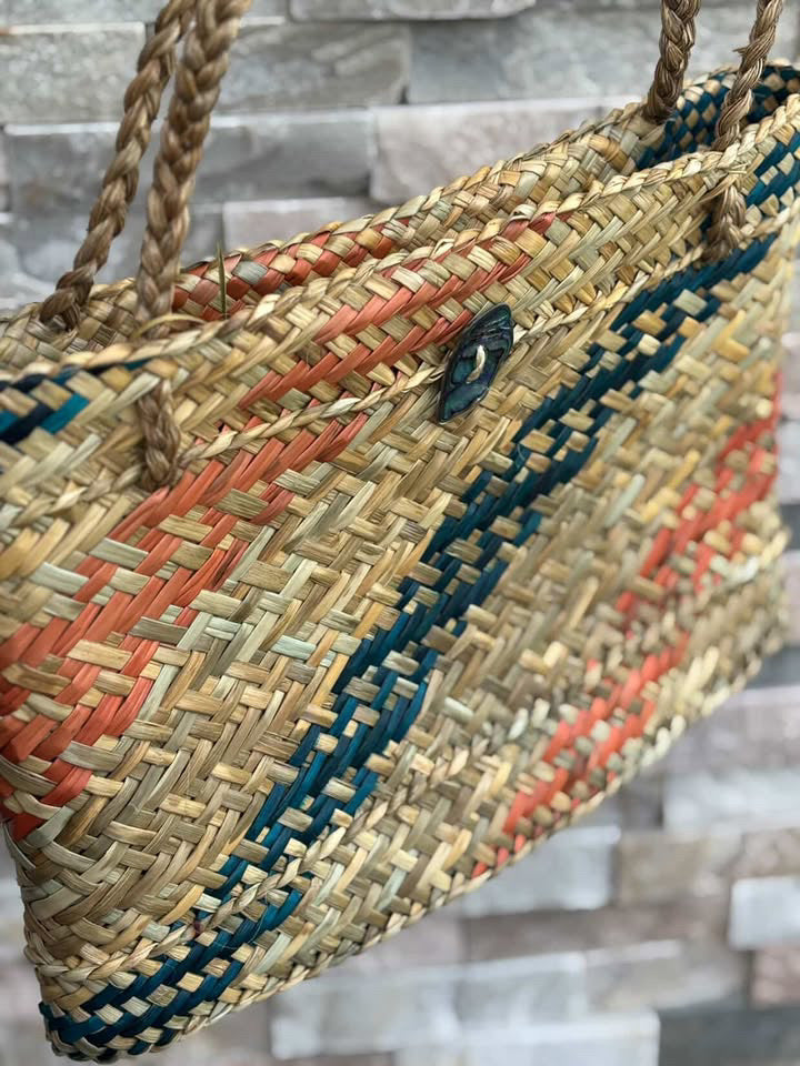 Paua Kete Whakairo - Large