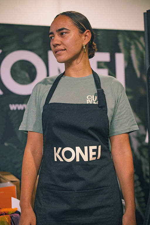 Konei Apron